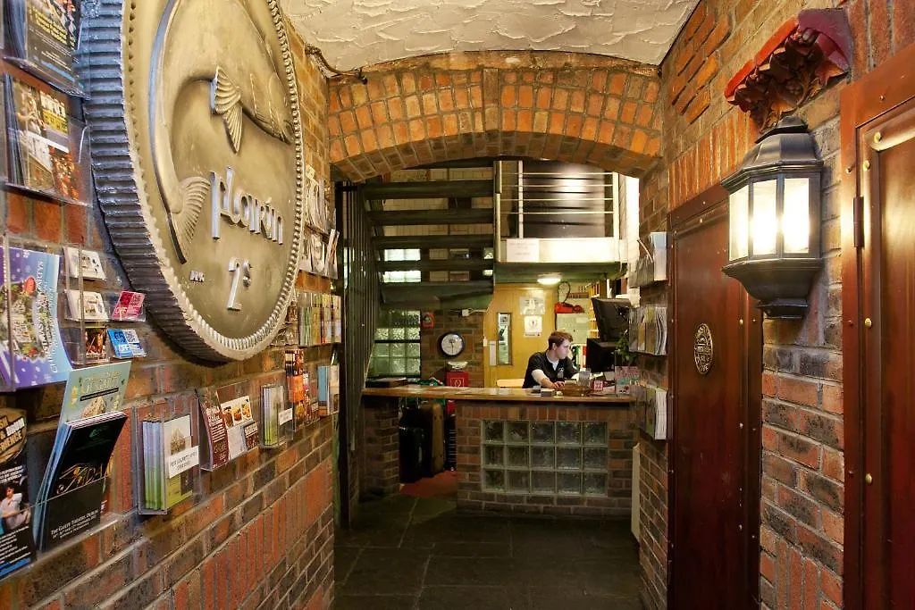 Gogartys Temple Bar Hostel Dublino Irlanda